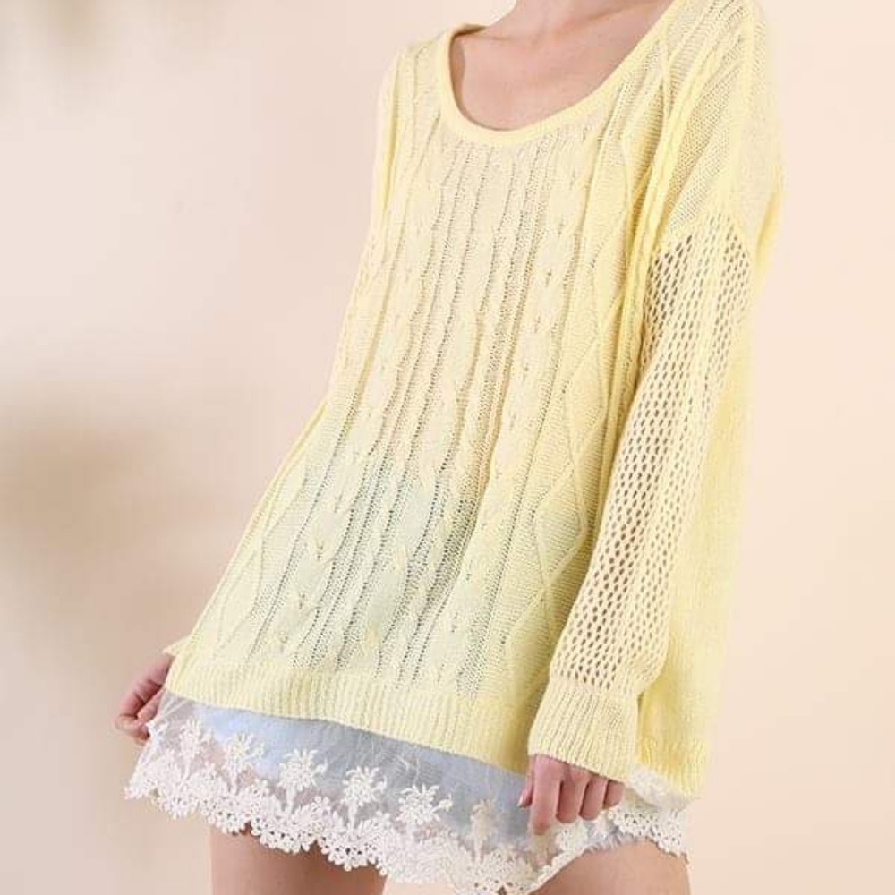 UMGEE lemon lace trimmed sweater NWT